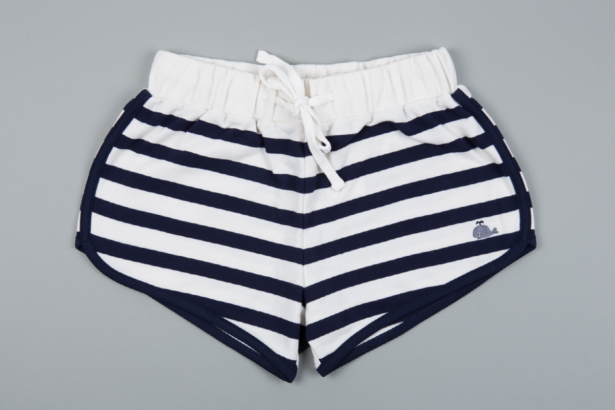 SHORT A RAYAS